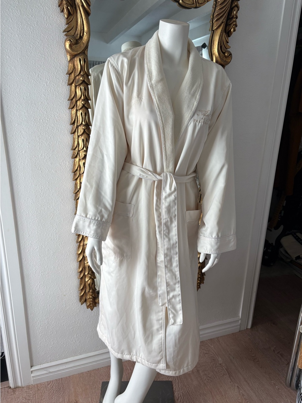Pelican Hill
SPA Luxury Robe by Kashwere